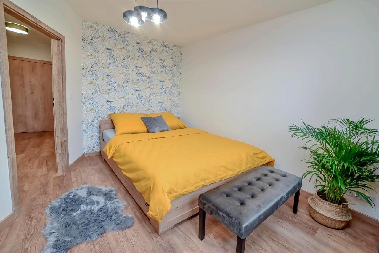 Apartament Na Zlotej Podkowie Apartment Glogow  Ngoại thất bức ảnh